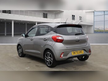 Used Hyundai i10 2020 for sale - 77821209: Photo