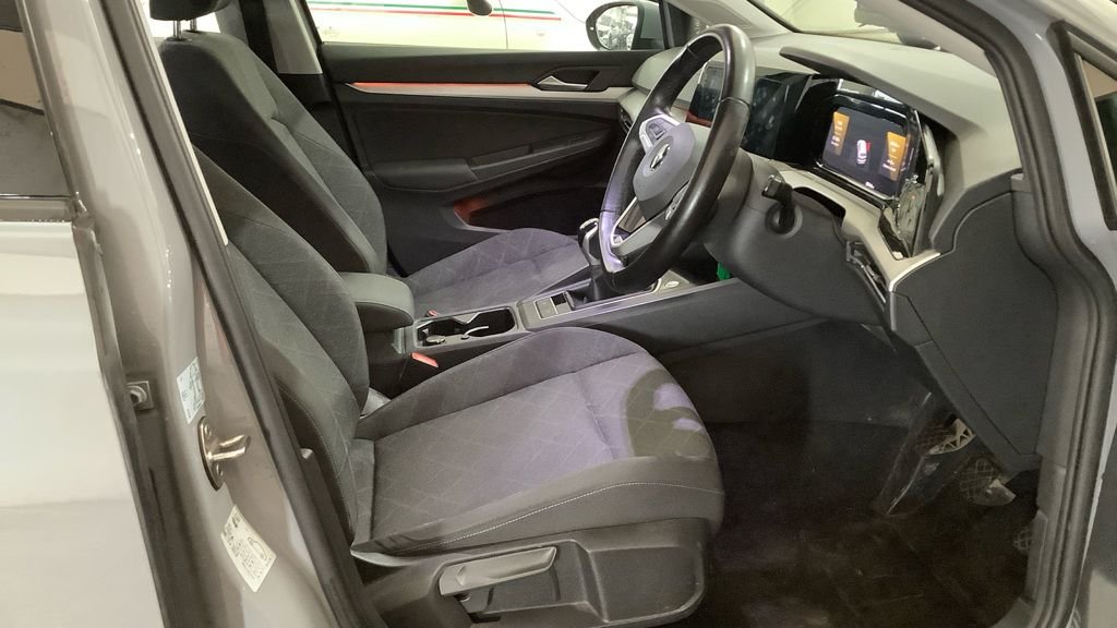 Used Volkswagen Golf 2021 for sale - 77188330: Photo 2