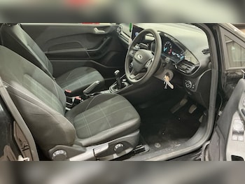 Used Ford Fiesta 2019 for sale - 78088400: Photo