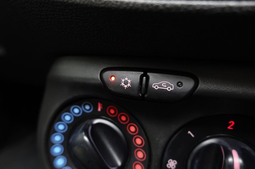 Used Vauxhall ADAM 2018 for sale - 77571483: Photo 29