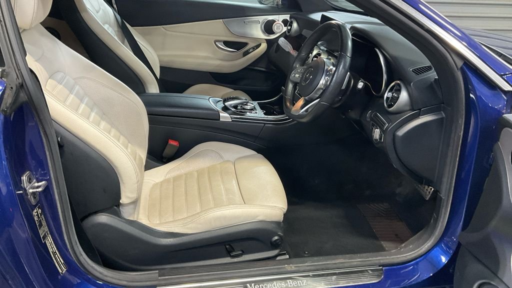 Used Mercedes-Benz C Class 2020 for sale - 77038507: Photo 2