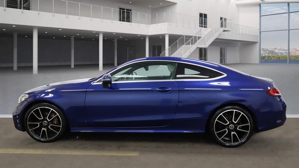Used Mercedes-Benz C Class 2020 for sale - 77038507: Photo 8
