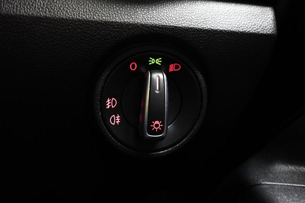 Used Volkswagen up! 2016 for sale - 76367738: Photo 35