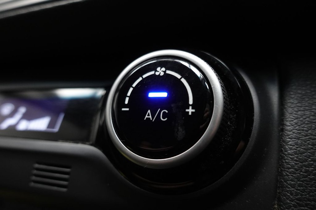 Used Hyundai KONA 2018 for sale - 77027283: Photo 29