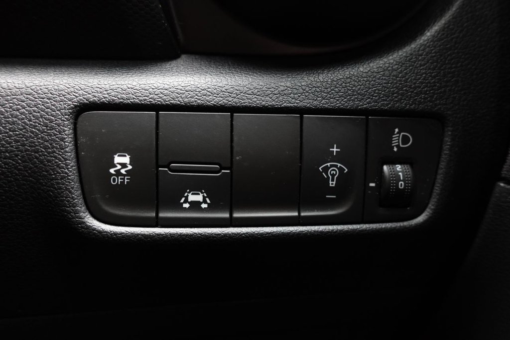 Used Hyundai KONA 2018 for sale - 77027283: Photo 41