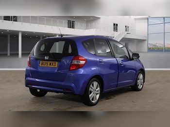 Used Honda Jazz 2015 for sale - 77660274: Photo