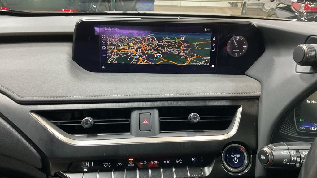 Used Lexus UX 2021 for sale - 77369869: Photo 2