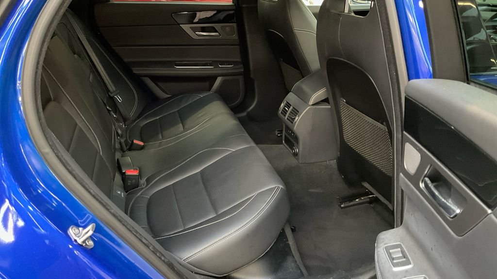 Used Jaguar XF 2018 for sale - 76496490: Photo 12