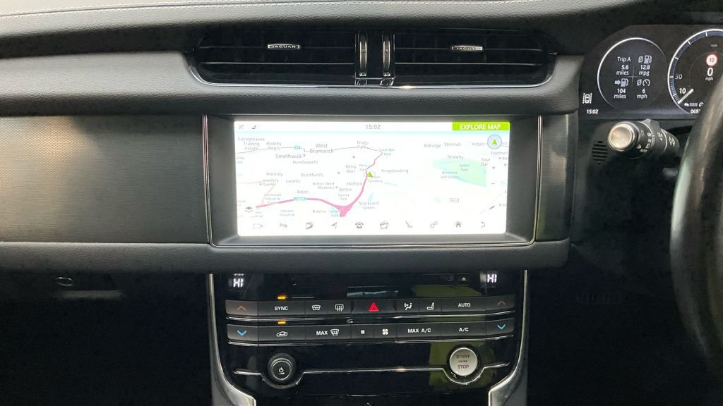 Used Jaguar XF 2018 for sale - 76496490: Photo 3