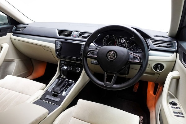 Used Skoda Superb 2016 for sale - 75585397: Photo 24