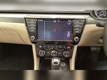 Used Skoda Superb 2016 for sale - 75585397: Photo