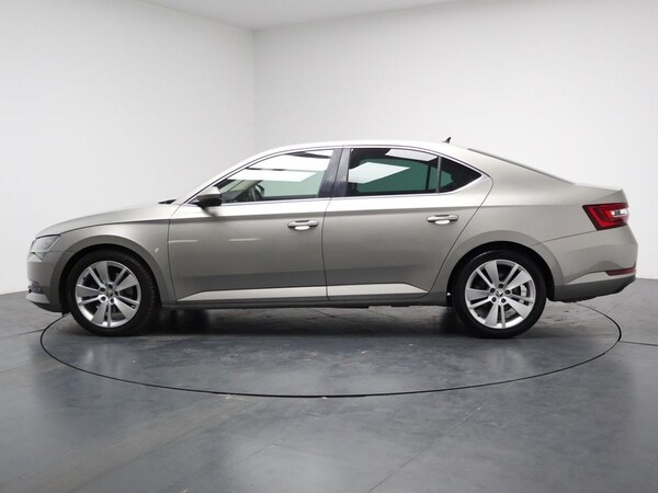 Used Skoda Superb 2016 for sale - 75585397: Photo 8