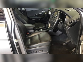 Used Hyundai Santa Fe 2016 for sale - 78414190: Photo