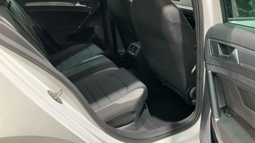 Used Volkswagen Golf 2019 for sale - 76496761: Photo 12