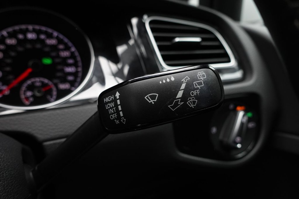 Used Volkswagen Golf 2019 for sale - 76496761: Photo 30