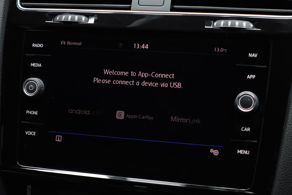 Used Volkswagen Golf 2019 for sale - 76496761: Photo 39