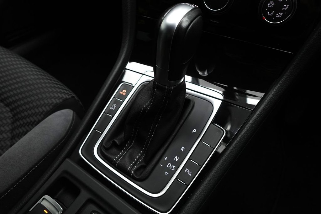 Used Volkswagen Golf 2019 for sale - 76496761: Photo 44