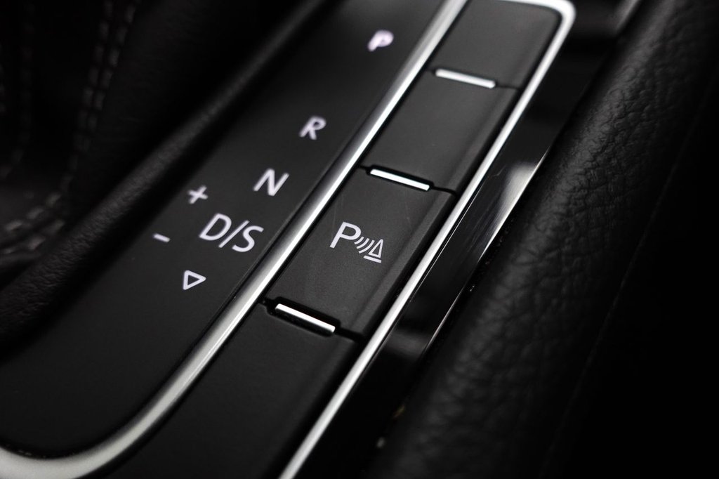 Used Volkswagen Golf 2019 for sale - 76496761: Photo 46