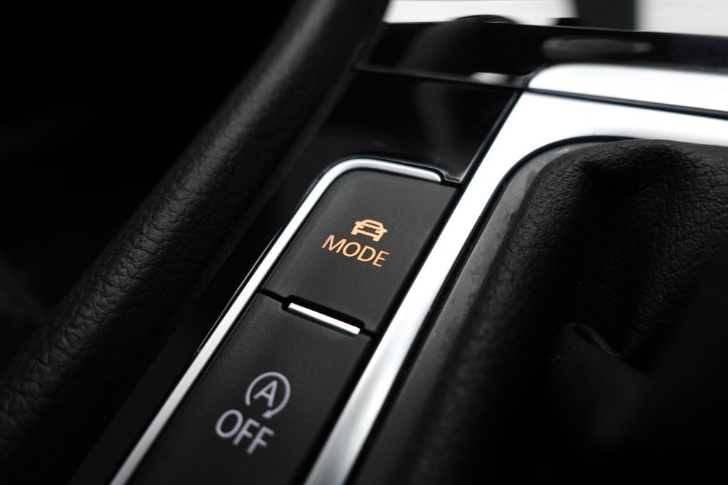 Used Volkswagen Golf 2019 for sale - 76496761: Photo 49