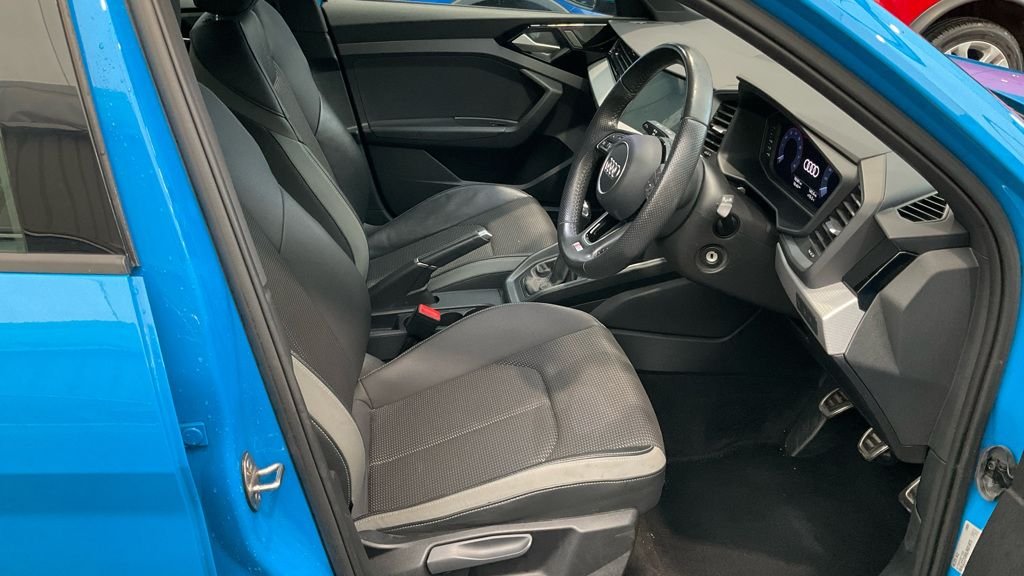 Used Audi A1 2020 for sale - 76009856: Photo 2