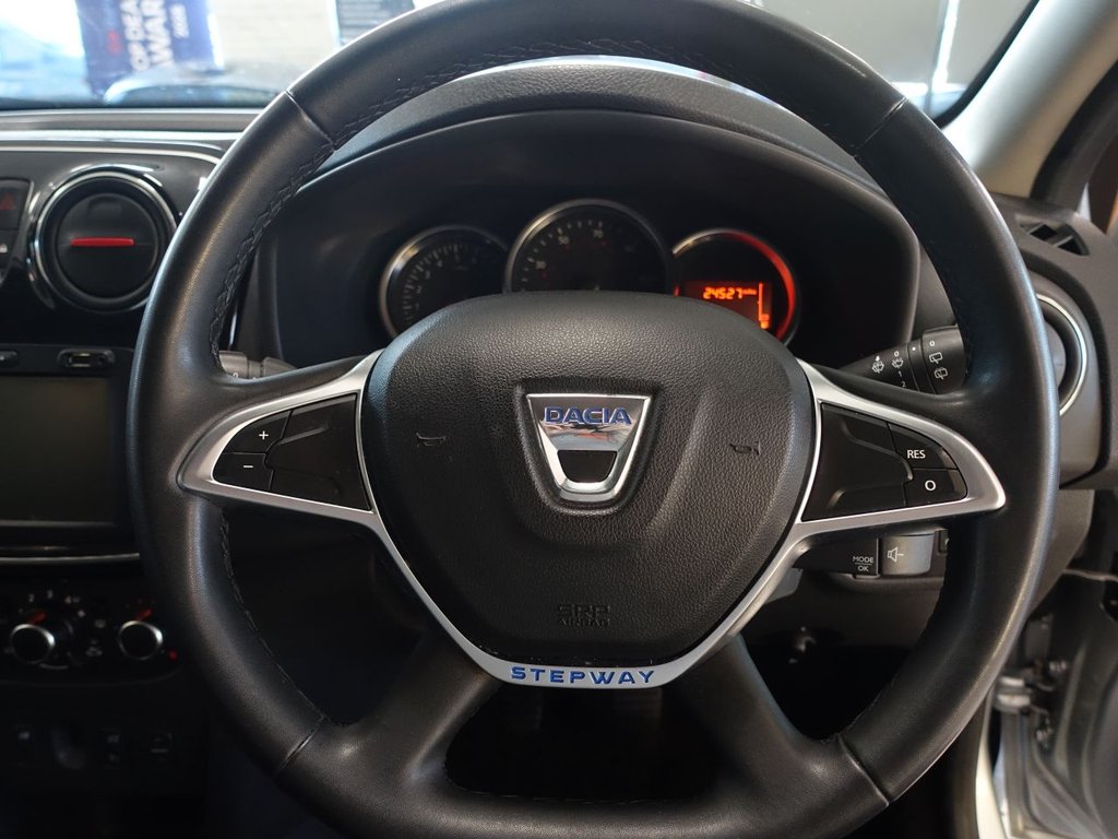 Used Dacia Sandero Stepway 2020 for sale - 77027000: Photo 26
