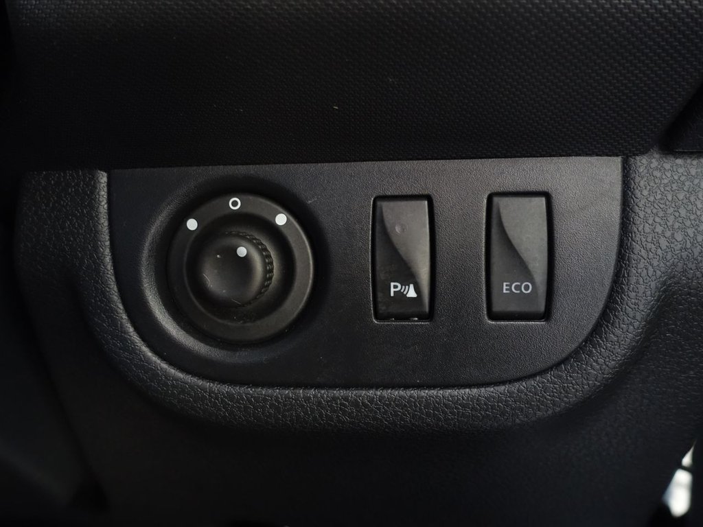 Used Dacia Sandero Stepway 2020 for sale - 77027000: Photo 38