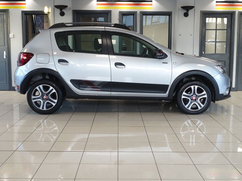 Used Dacia Sandero Stepway 2020 for sale - 77027000: Photo 5