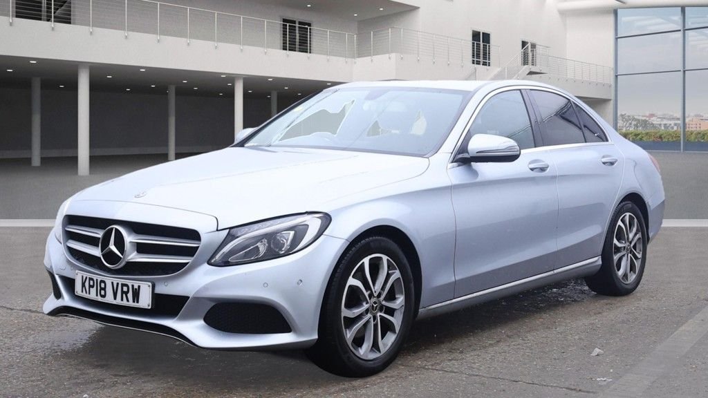 Used Mercedes-Benz C Class 2018 for sale - 76711504: Photo 5