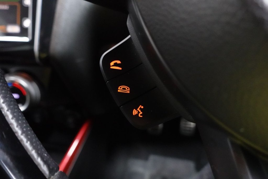 Used Suzuki Swift 2018 for sale - 77408639: Photo 33