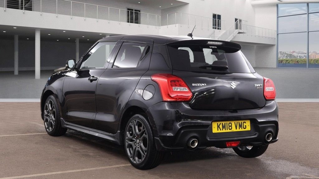 Used Suzuki Swift 2018 for sale - 77408639: Photo 4