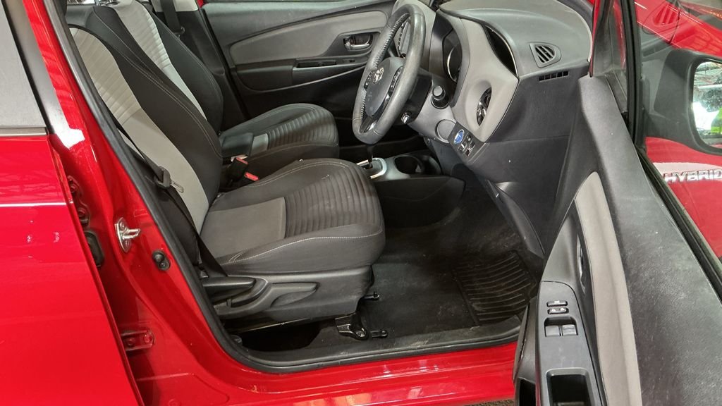 Used Toyota Yaris 2020 for sale - 78154083: Photo 3