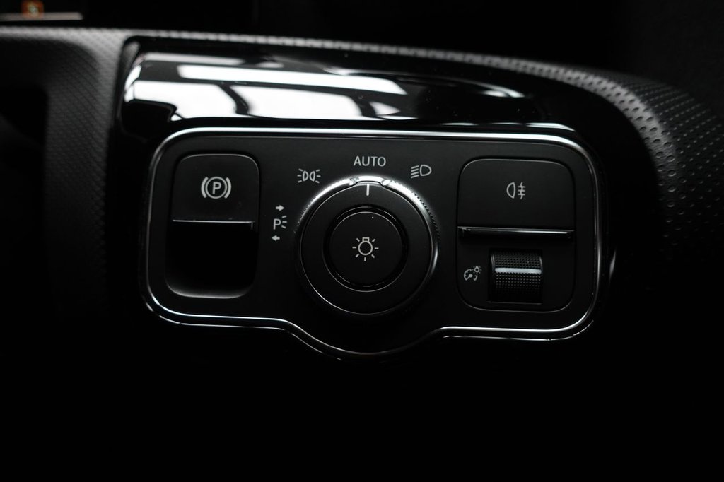 Used Mercedes-Benz A-Class 2018 for sale - 75923724: Photo 46