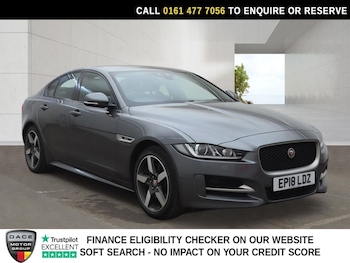 Used Jaguar XE 2018 for sale - 78372963: Photo