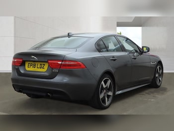 Used Jaguar XE 2018 for sale - 78372963: Photo
