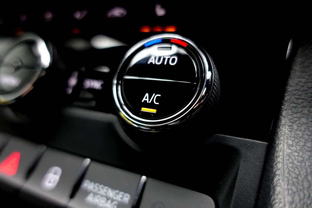 Used Skoda Karoq 2019 for sale - 76848314: Photo 36