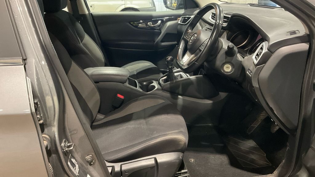 Used Nissan Qashqai 2020 for sale - 77110786: Photo 2