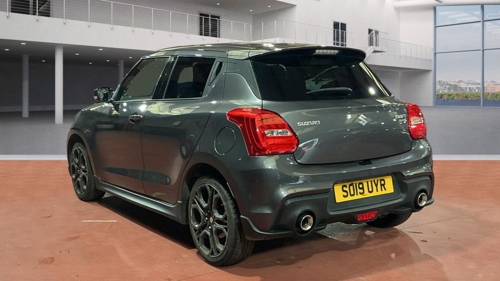Used Suzuki Swift 2019 for sale - 78068987: Photo 4