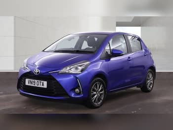 Used Toyota Yaris 2019 for sale - 79738536: Photo
