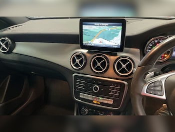 Used Mercedes-Benz A-Class 2018 for sale - 76617467: Photo