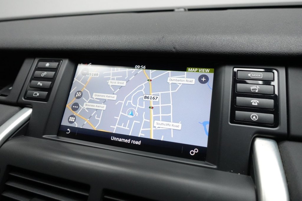 Used Land Rover Discovery Sport 2016 for sale - 77952582: Photo 2