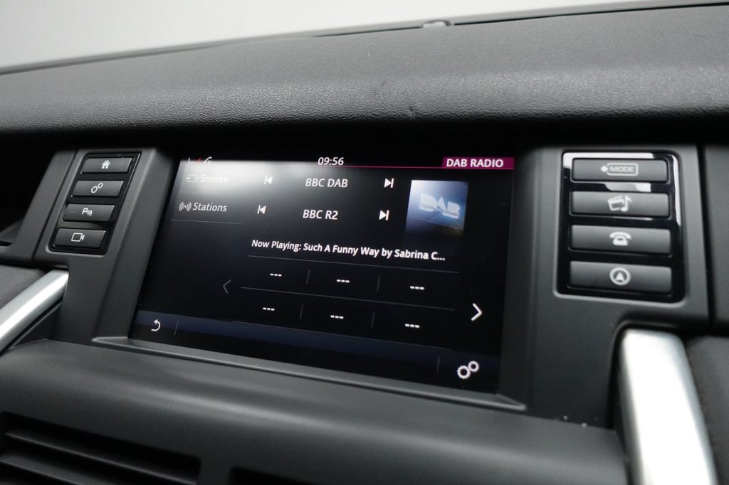 Used Land Rover Discovery Sport 2016 for sale - 77952582: Photo 25