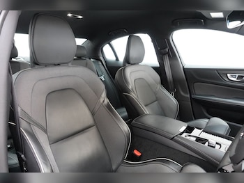 Used Volvo S60 2022 for sale - 79584748: Photo