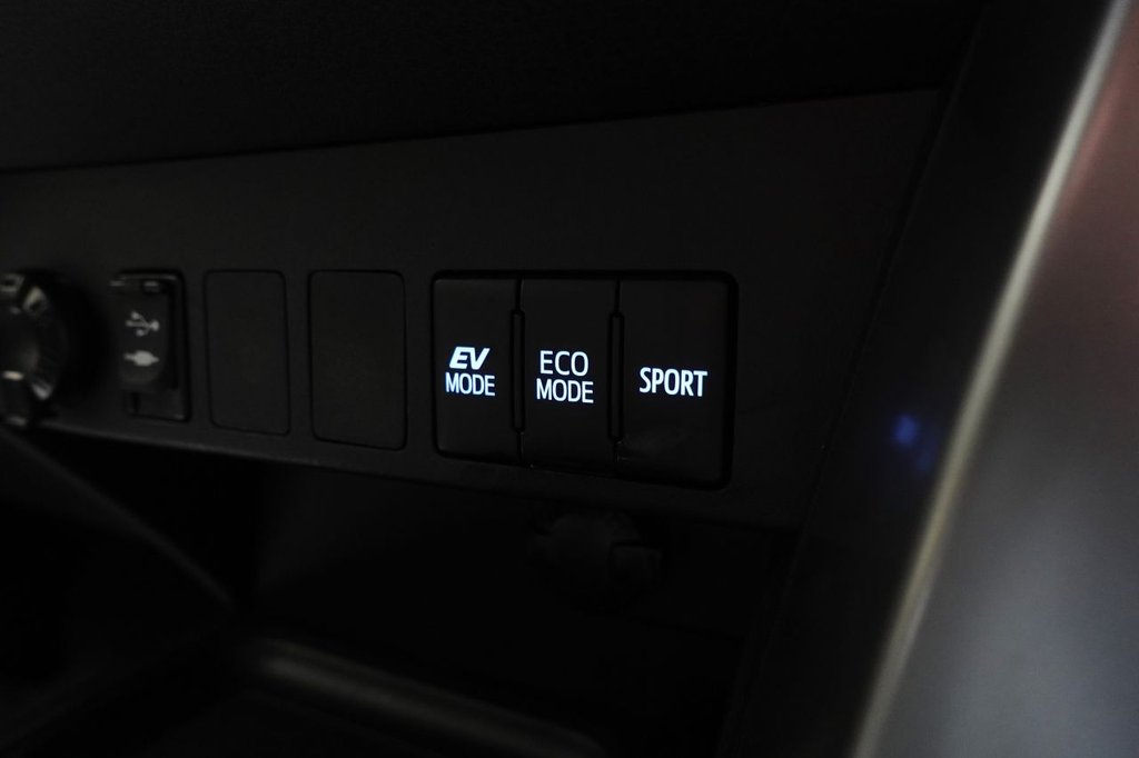 Used Toyota RAV4 2016 for sale - 76496685: Photo 36