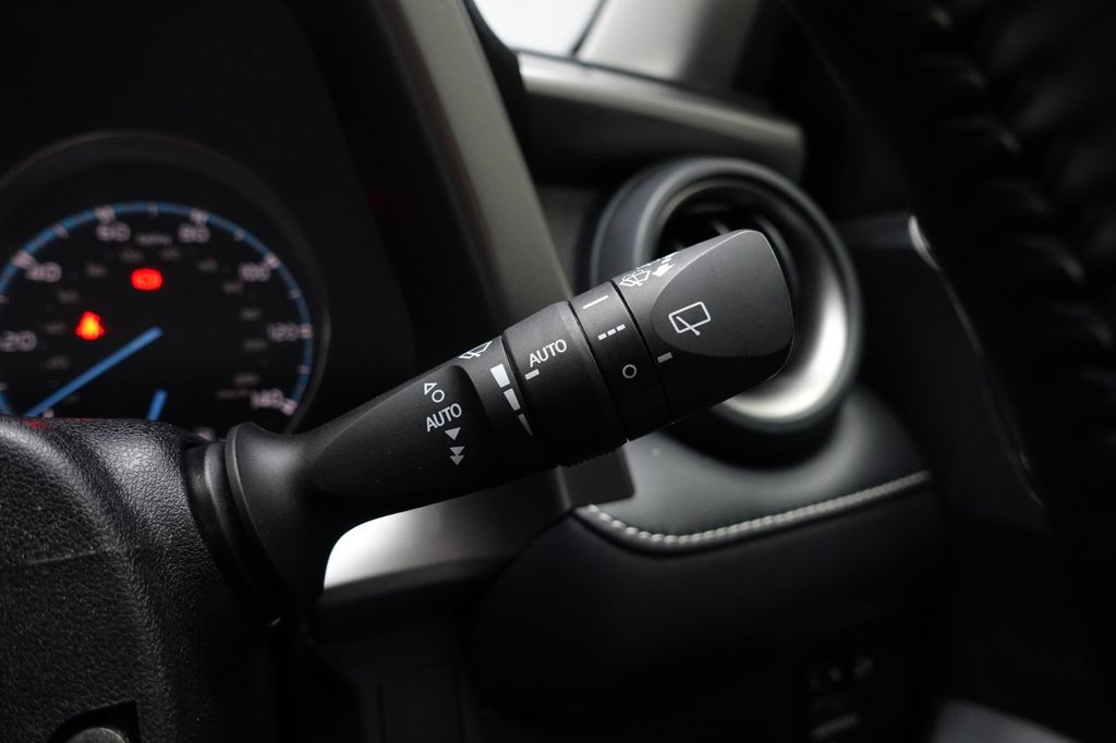 Used Toyota RAV4 2016 for sale - 76496685: Photo 40