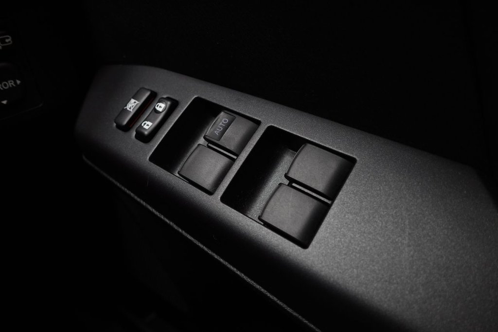 Used Toyota RAV4 2016 for sale - 76496685: Photo 41