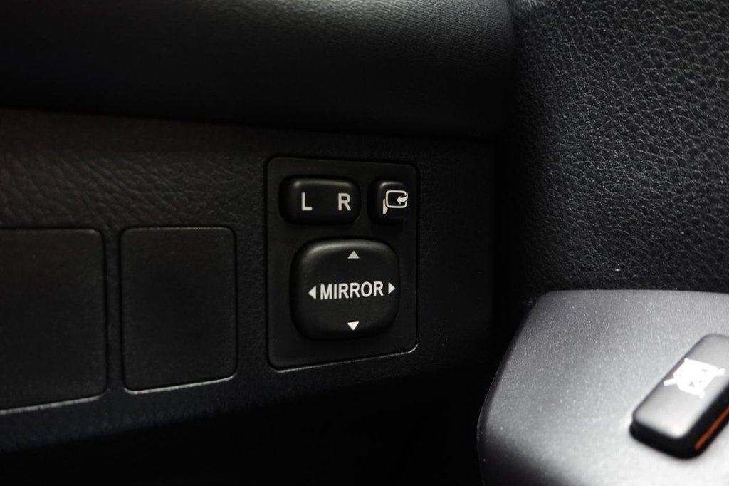 Used Toyota RAV4 2016 for sale - 76496685: Photo 42