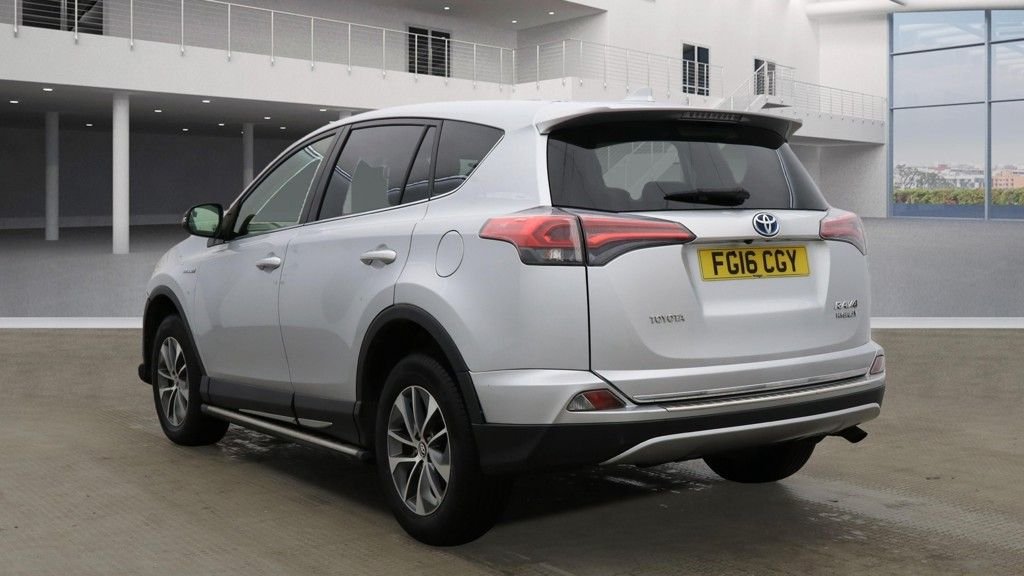 Used Toyota RAV4 2016 for sale - 76496685: Photo 6