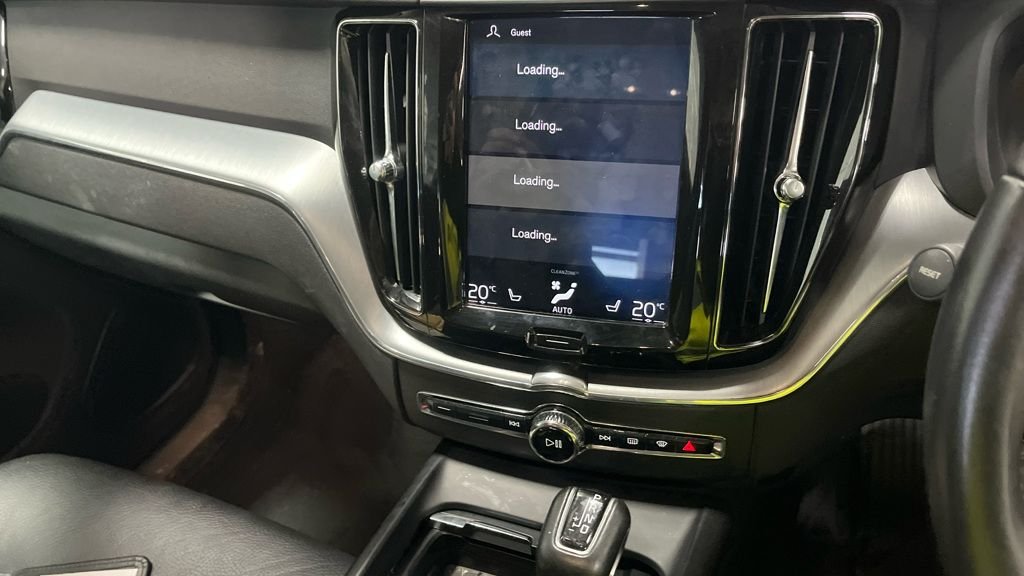 Used Volvo XC60 2018 for sale - 77952520: Photo 6