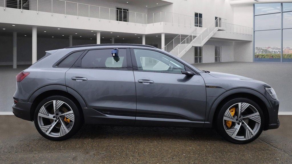 Used Audi e-tron 2022 for sale - 77065083: Photo 10