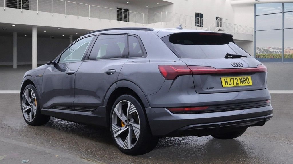 Used Audi e-tron 2022 for sale - 77065083: Photo 5